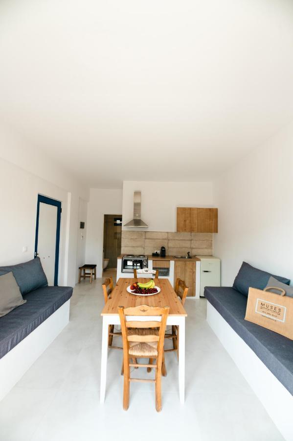 Muses Apartments Agia Anna  Exterior foto